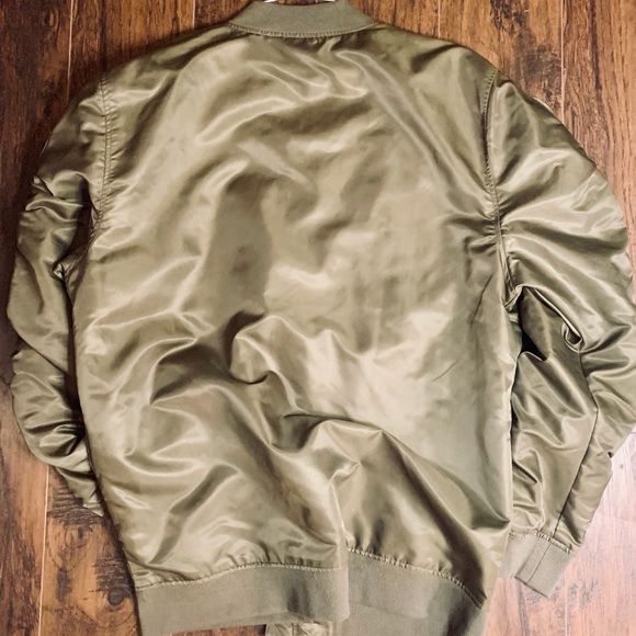 ELWOOD Army Green Nylon Bomber Jacket XL skate - Picture 3 of 7